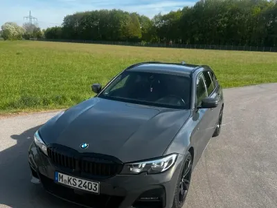 Gebraucht BMW 320 Shadowline 190 PS (139 kW) 2022 Grau Kombi