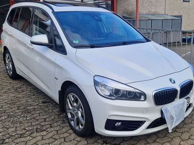 gebraucht BMW 220 220 d GT Allrad. Aut. M Sport; Pano Leder AHK