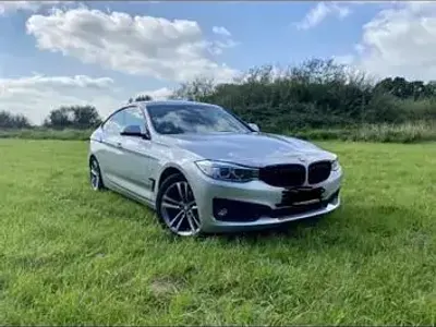 Gebraucht BMW 318 Sport Line 150 PS (110 kW) 2016 Silber Limousine