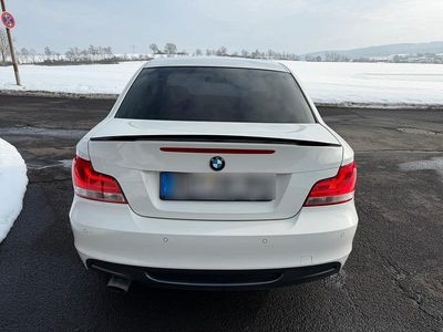 Gebraucht BMW 118 Coupé M Sport 143 PS (105 kW) 2012 Weiß Coupé