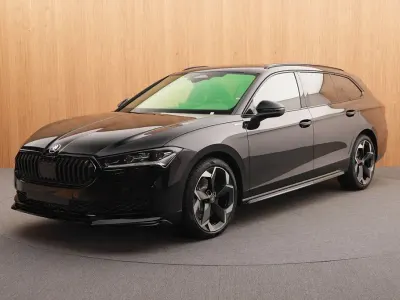 Neu Skoda Superb SportLine 193 PS (141 kW) 2026 Schwarz Kombi