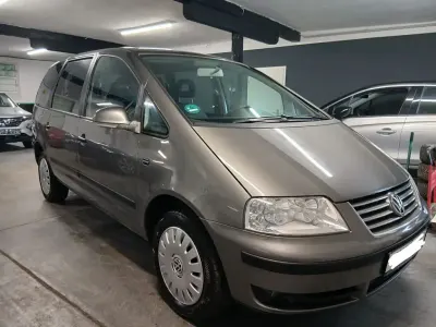 Gebraucht VW Sharan Trendline 116 PS (85 kW) 2008 Slate grey metallic Van / Kleinbus