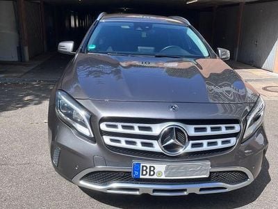 Mercedes GLA180