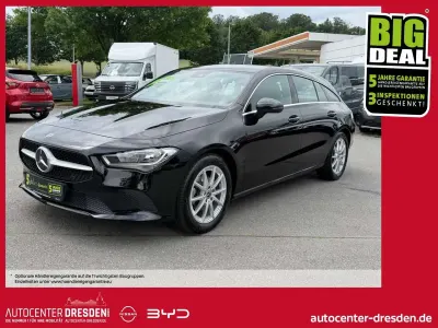 Gebraucht Mercedes CLA180 Shooting Brake 136 PS (100 kW) 2023 Schwarz Kombi