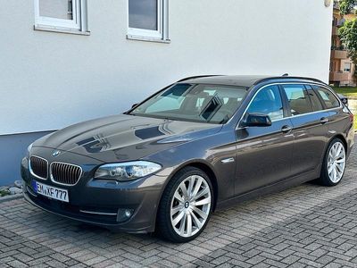Gebraucht BMW 530 M Sport 245 PS (180 kW) 2011 Braun Kombi