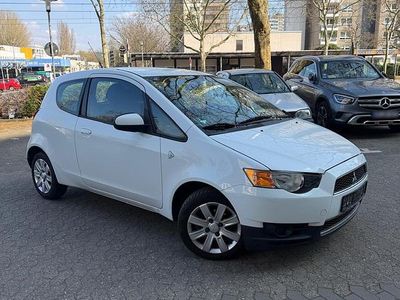Gebraucht Mitsubishi Colt 75 PS (55 kW) 2011 Weiß Kleinwagen