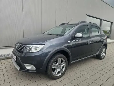 Używany Dacia Sandero Prestige 90 KM (66 kW) 2019 Szary Hatchback
