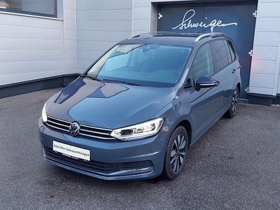 Gebraucht VW Touran Comfortline 150 PS (110 kW) 2025 Grau Van / Kleinbus