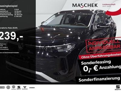 Midnight schwarz metallic Gebraucht 2025 Cupra Leon Limousine | 29.840 € (Guter Preis)