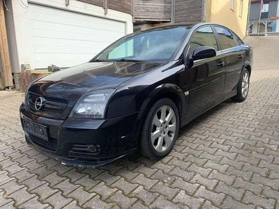 Gebraucht Opel Vectra GTS 155 PS (114 kW) 2004 Saphirschwarz mi2 Kleinwagen