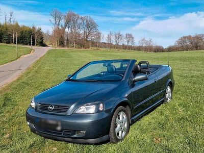 Begagnad Opel Astra Cabriolet 125 HK (91 kW) 2002 Andere farben Cab