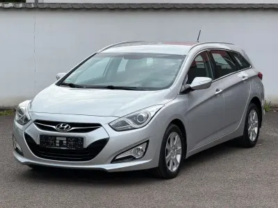 Gebraucht Hyundai i40 Edition 136 PS (100 kW) 2015 Silber Kombi