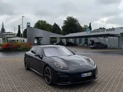 Gebraucht Porsche Panamera GTS 441 PS (324 kW) 2015 Schwarz Kleinwagen