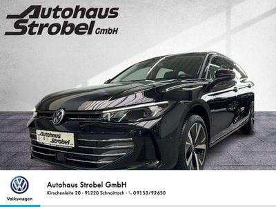 Grenadillschwarz metallic Neu 2025 VW Passat Kombi | 47.450 € (Etwas zu teuer)