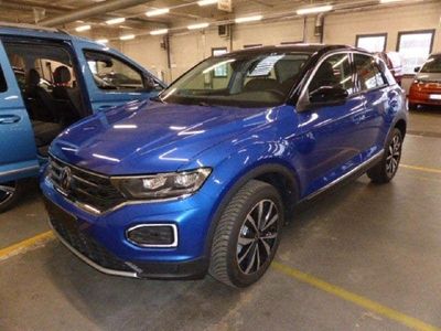 gebraucht VW T-Roc Style 1.5 TSI Standheizung beats Navi Winter