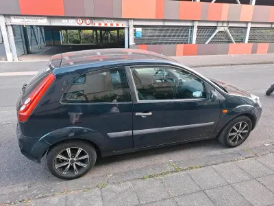 Gebraucht Ford Fiesta 60 PS (44 kW) 2007 Blau Kleinwagen