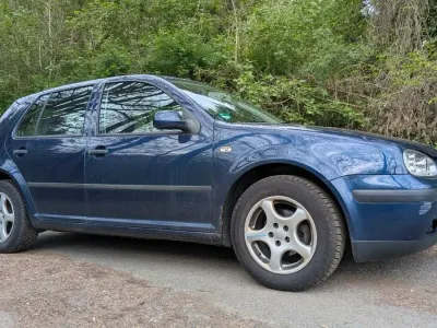 Gebraucht VW Golf IV Basis 101 PS (74 kW) 2000 Blau Limousine