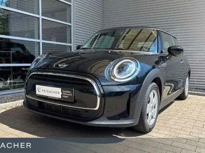 Gebraucht Mini Cooper Coupé Essential 136 PS (100 kW) 2023 Midnight black metallic Coupé