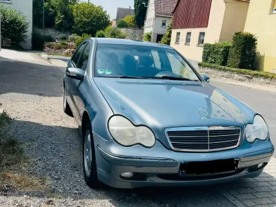 Gebraucht Mercedes C200 163 PS (119 kW) 2003 Silber Kombi