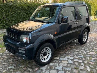 Usado Suzuki Jimny 86 HP (63 kW) 2008 Preto SUV