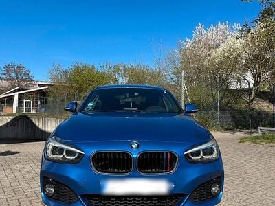 Begagnad BMW 120 M Sport 180 HK (132 kW) 2017 Blå Halvkombi