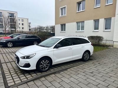 gebraucht Hyundai i30 1.4 YES!