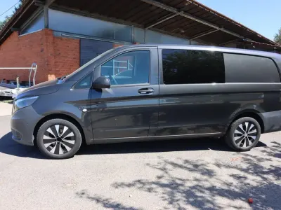 Gebraucht Mercedes Vito 163 PS (119 kW) 2021 Grau Van