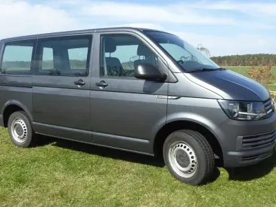 Gebraucht VW T6 102 PS (75 kW) 2017 Grau Van