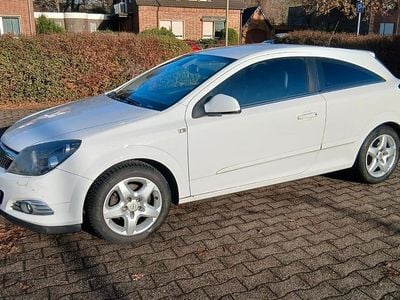 Opel Astra GTC