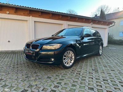 Gebraucht BMW 320 184 PS (135 kW) 2011 Schwarz Kombi