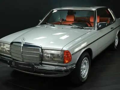 Gebraucht Mercedes 280 185 PS (136 kW) 1980 Silber Coupé