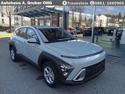 Neu Hyundai Kona Select 116 PS (85 kW) 2026 Mirage green SUV