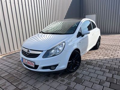 gebraucht Opel Corsa D 1,4 Color Edition "17 Zoll" "KLIMA" "TÜV" "92TKM"