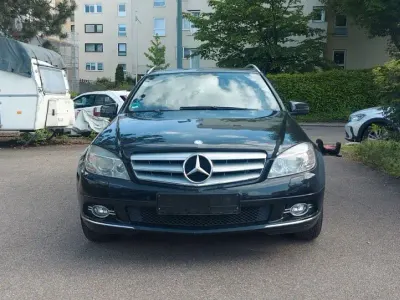 Gebraucht Mercedes C250 204 PS (150 kW) 2009 Schwarz Kombi