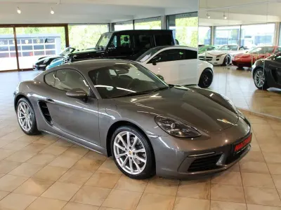 Usata Porsche 718 Cayman 299 CV (219 kW) 2018 Grigio Coupé