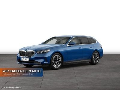Gebraucht BMW 530e Comfort Edition 299 PS (219 kW) 2024 Phytonicblau metallic Kombi
