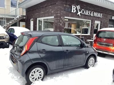 Gebraucht Toyota Aygo x-style 72 PS (52 kW) 2020 Schwarz Kleinwagen