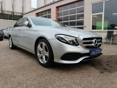 Silber Gebraucht 2017 Mercedes E220 Limousine | 24.380 € (Superpreis)