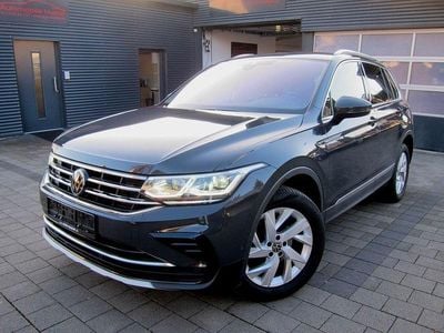 Grau Gebraucht 2022 VW Tiguan Elegance SUV | 28.990 € (Superpreis)