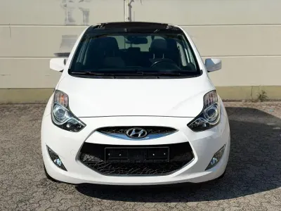 Gebraucht Hyundai ix20 Trend 90 PS (66 kW) 2013 Weiß Kleinwagen