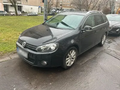 Gebraucht VW Golf VI 105 PS (77 kW) 2011 Grau Kleinwagen