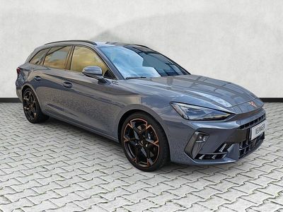 Neu Cupra Leon VZ 333 PS (244 kW) 2025 Taigagrau metallic Kombi