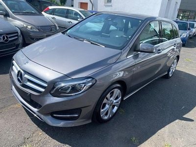 Mercedes B200