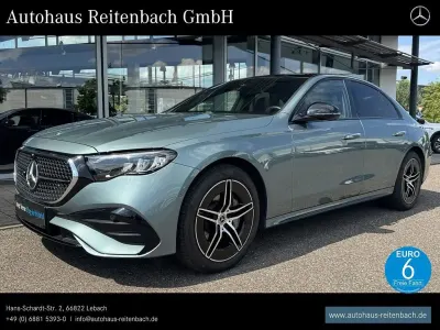 Gebraucht Mercedes E300 AMG 313 PS (230 kW) 2025 Lack verdesilber Limousine