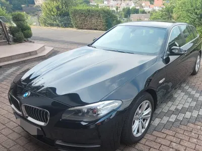 Gebraucht BMW 518 150 PS (110 kW) 2016 Schwarz Kombi