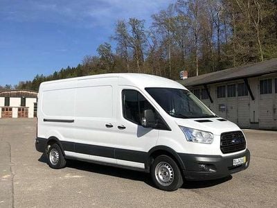 Gebraucht Ford Transit Basis 170 PS (125 kW) 2018 Weiß Van