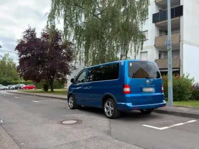 Gebraucht VW Multivan 131 PS (96 kW) 2008 Blau Van / Kleinbus
