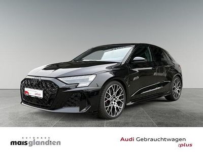 Mythosschwarz metallic Gebraucht 2025 Audi RS3 Sportback Ambiente Kleinwagen | 66.480 € (Guter Preis)