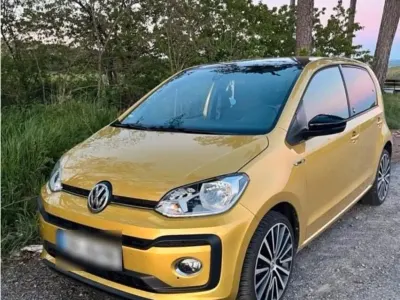 Gebraucht VW up! 95 PS (69 kW) 2017 Gold Kleinwagen