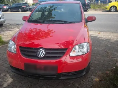 Gebraucht VW Fox 54 PS (39 kW) 2005 Rot Kleinwagen